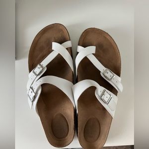 Cute white sandals.